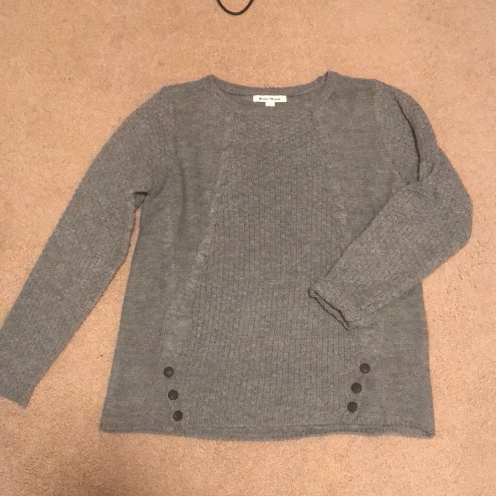 Gray sweater